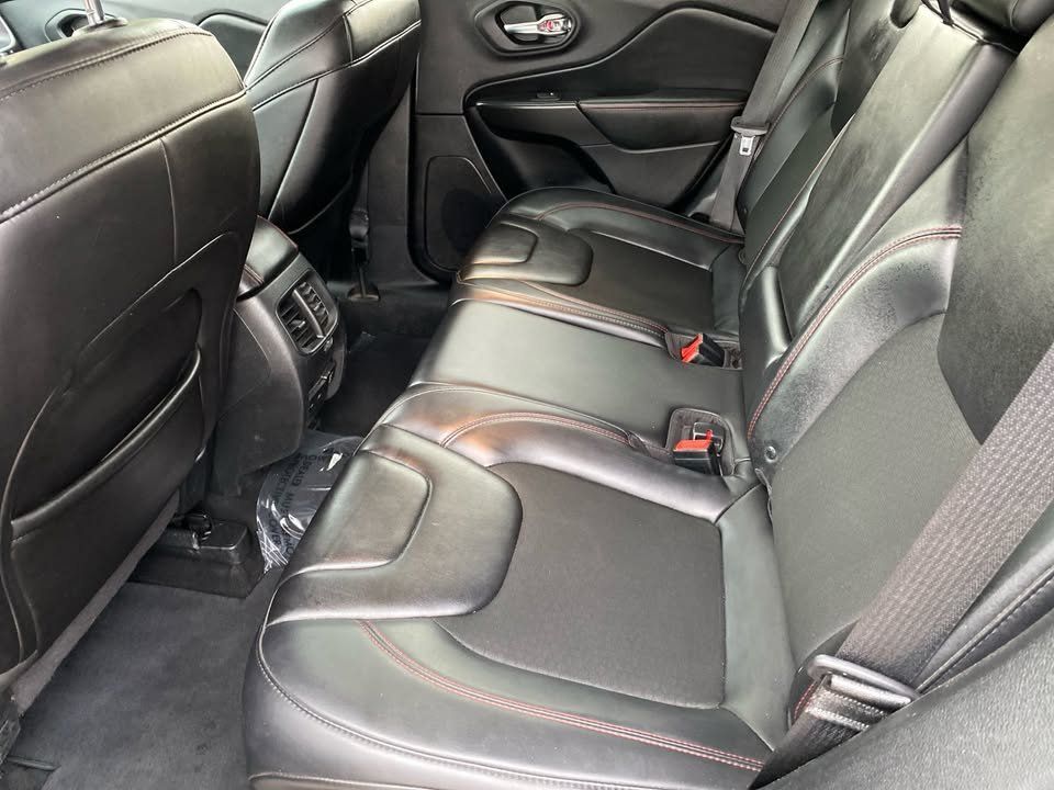 2019 Jeep Cherokee Trailhawk - Photo 11