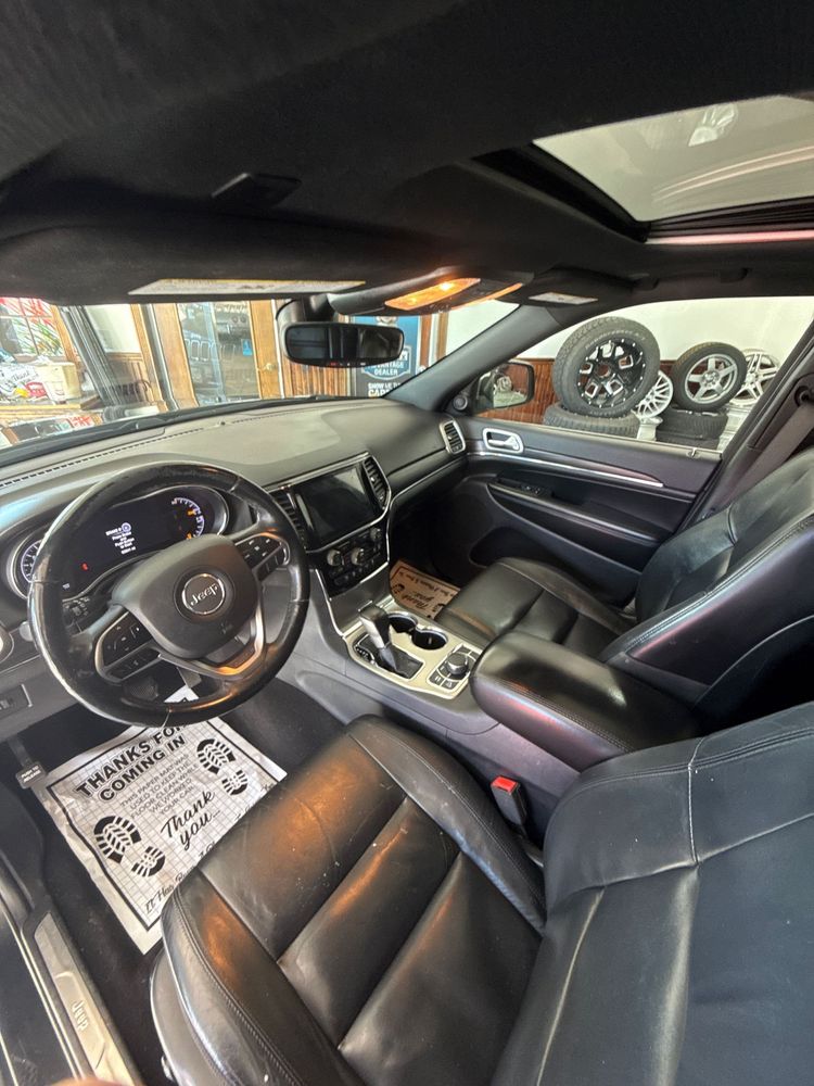 2019 Jeep Grand Cherokee Limited photo 19
