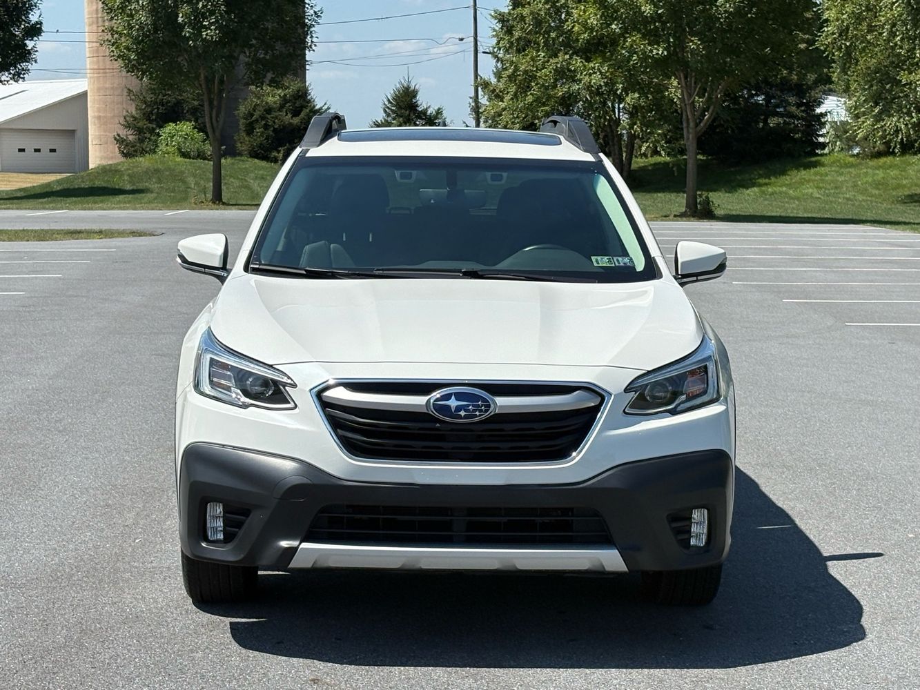 2020 Subaru Outback Limited photo 2