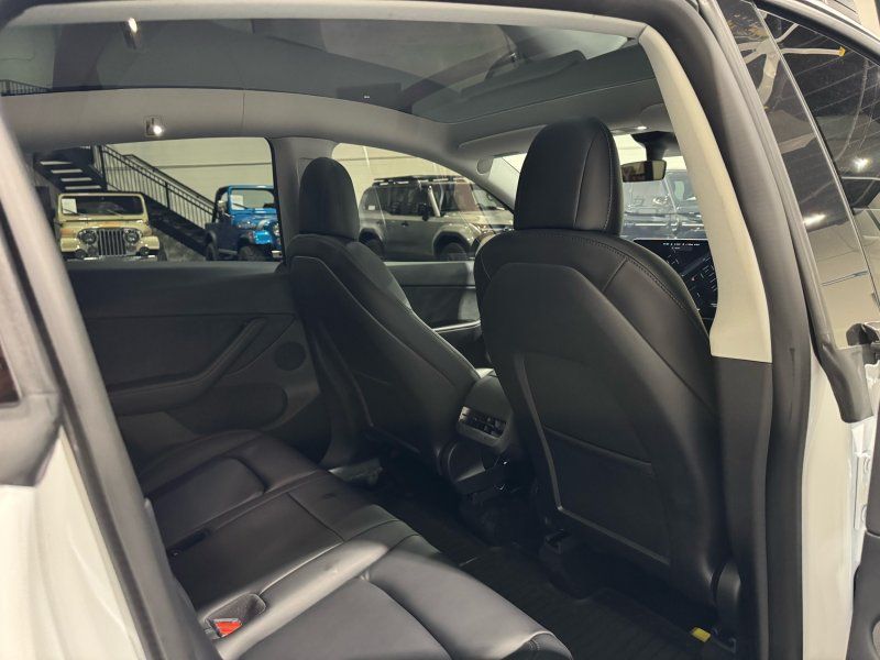 2022 Tesla Model Y Performance, photo 17