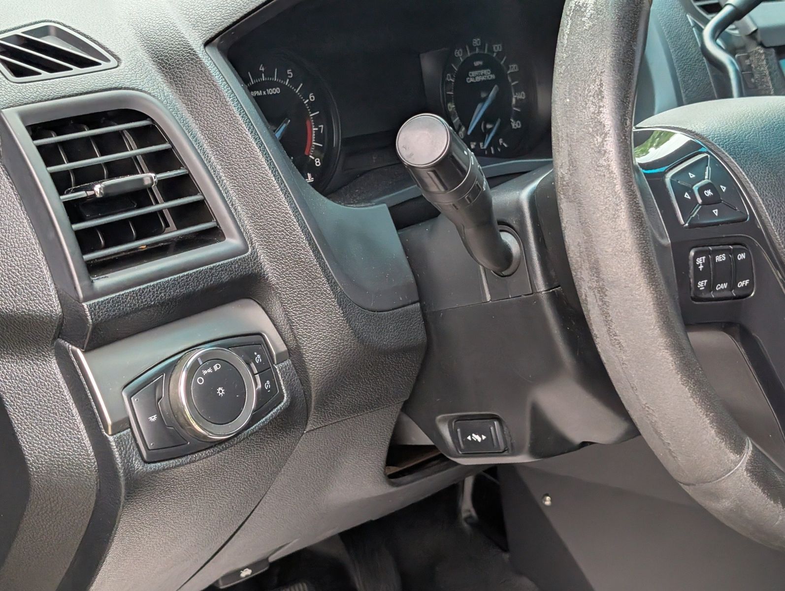 2016 Ford Utility Police Inter 32