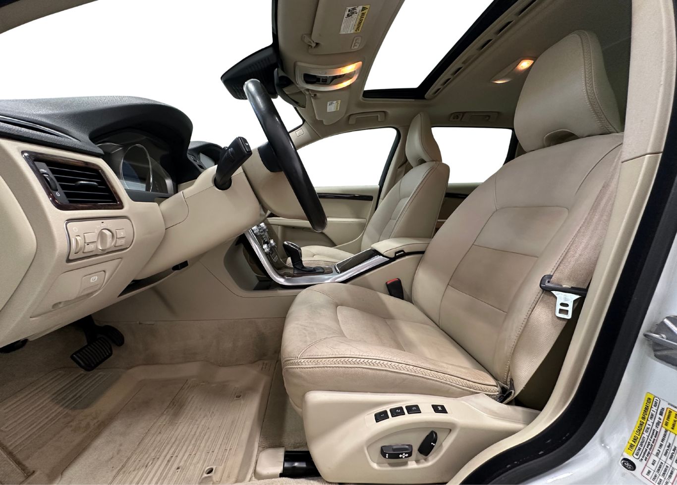 2016 Volvo XC70 T5 Platinum photo 7