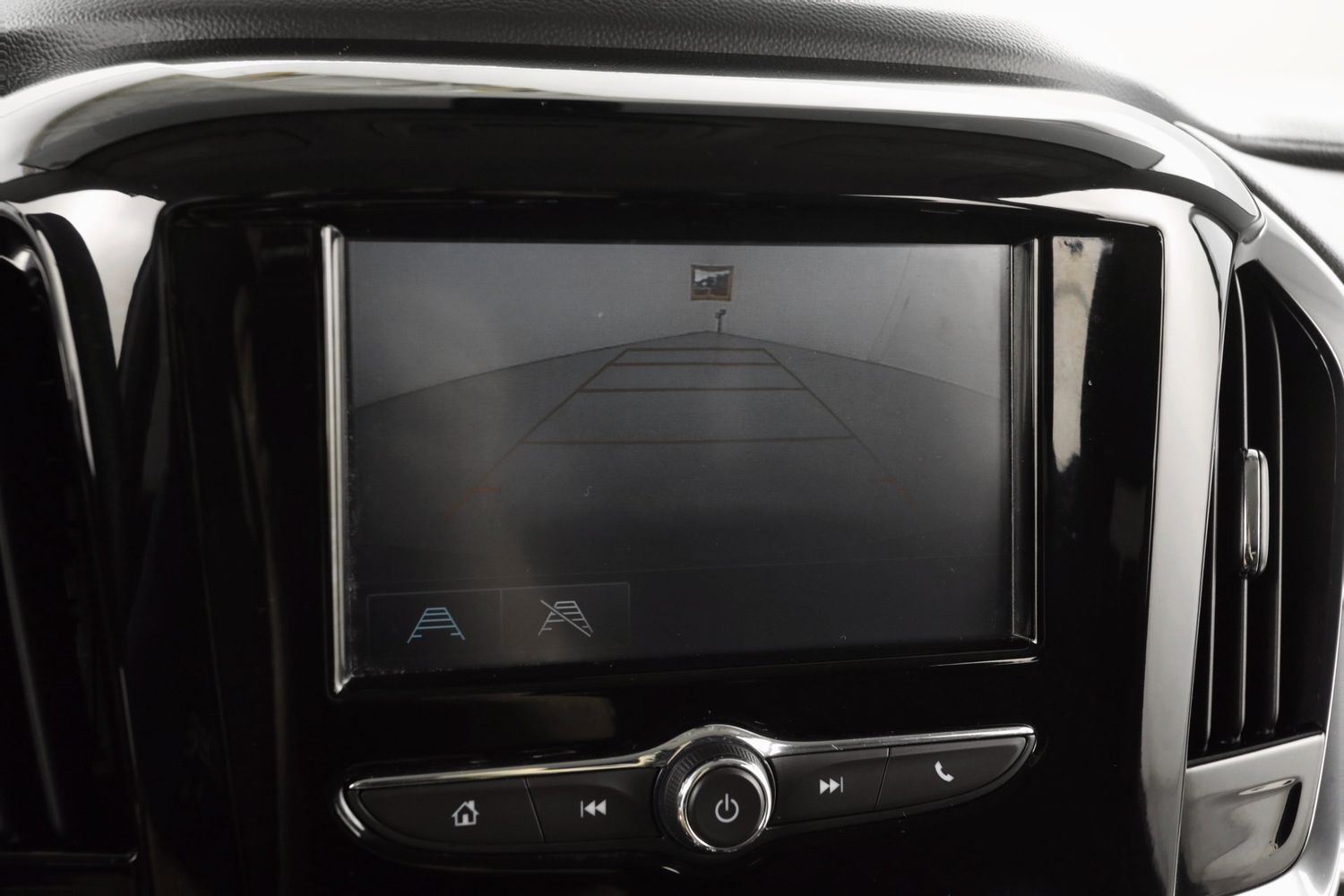 2019 Chevrolet Traverse LS photo 11