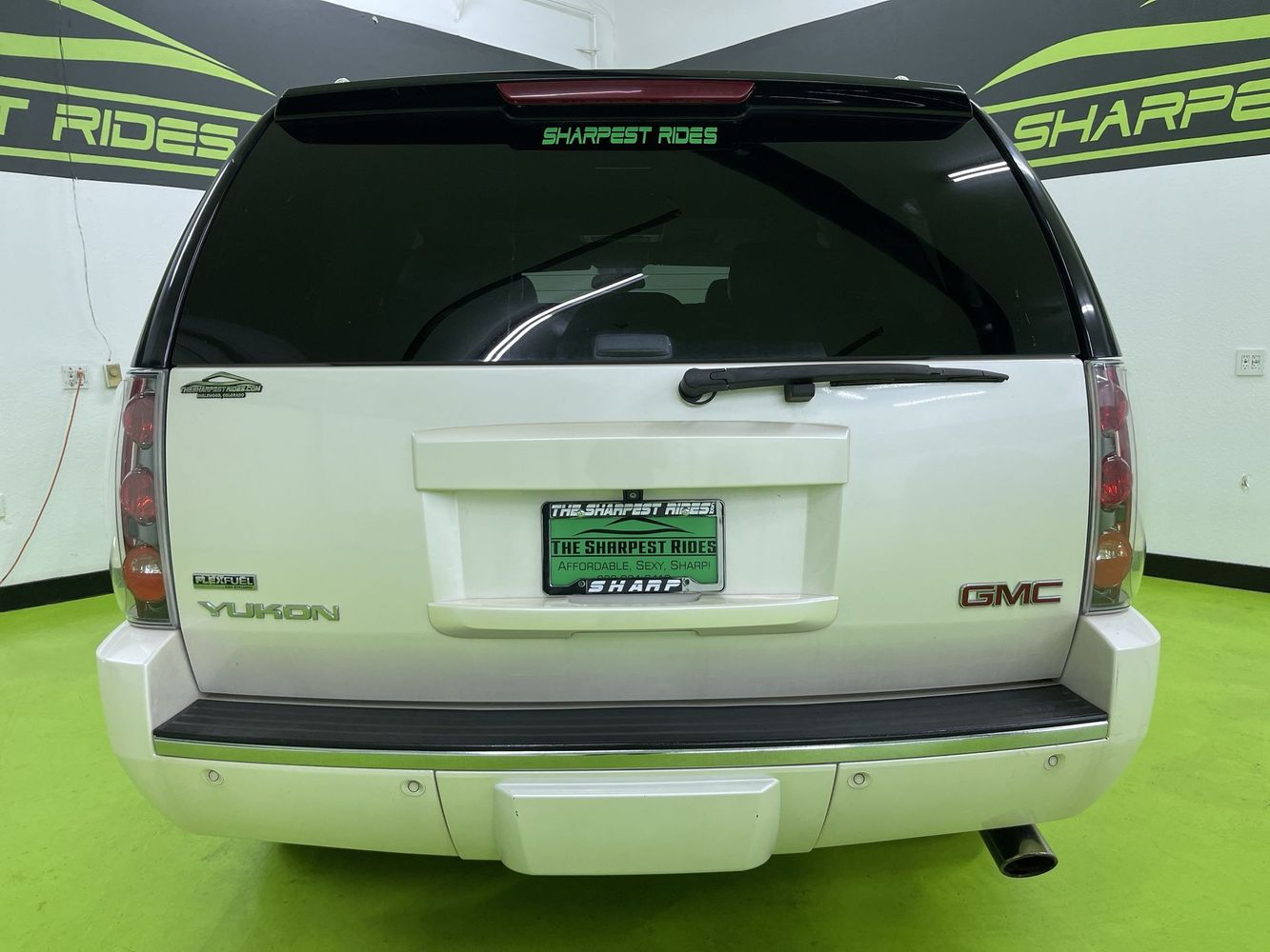2010 Gmc Yukon Denali photo 8
