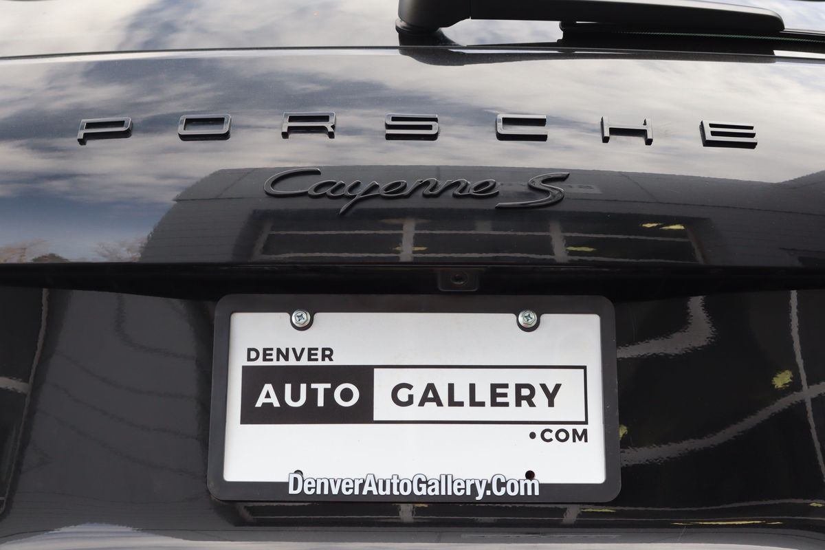 2016 Porsche Cayenne S