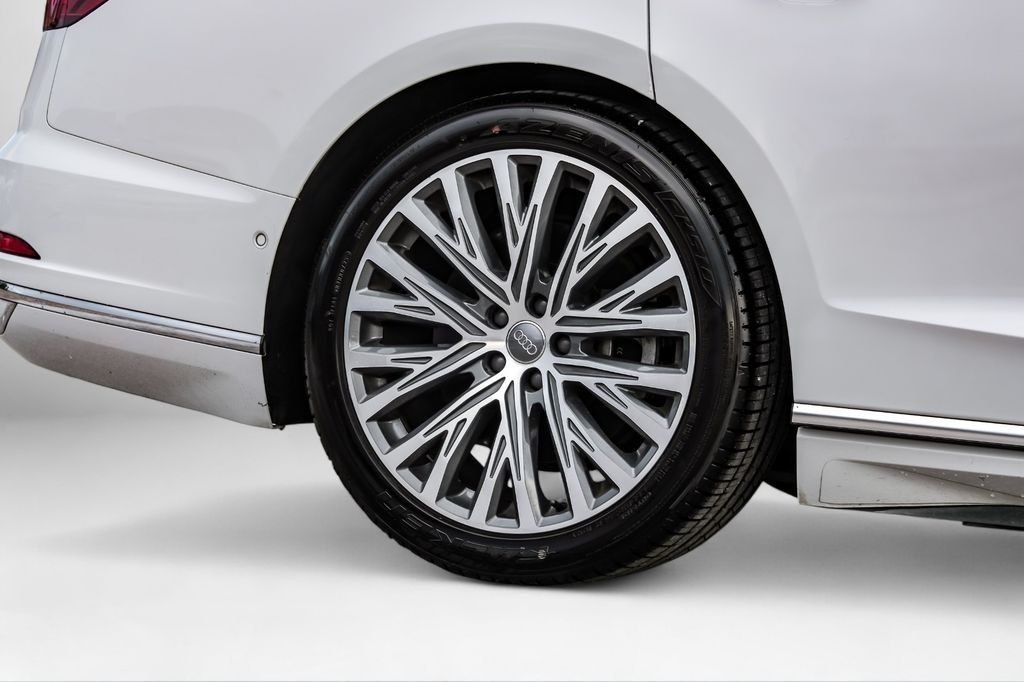 2019 Audi A8 L 55 photo 57