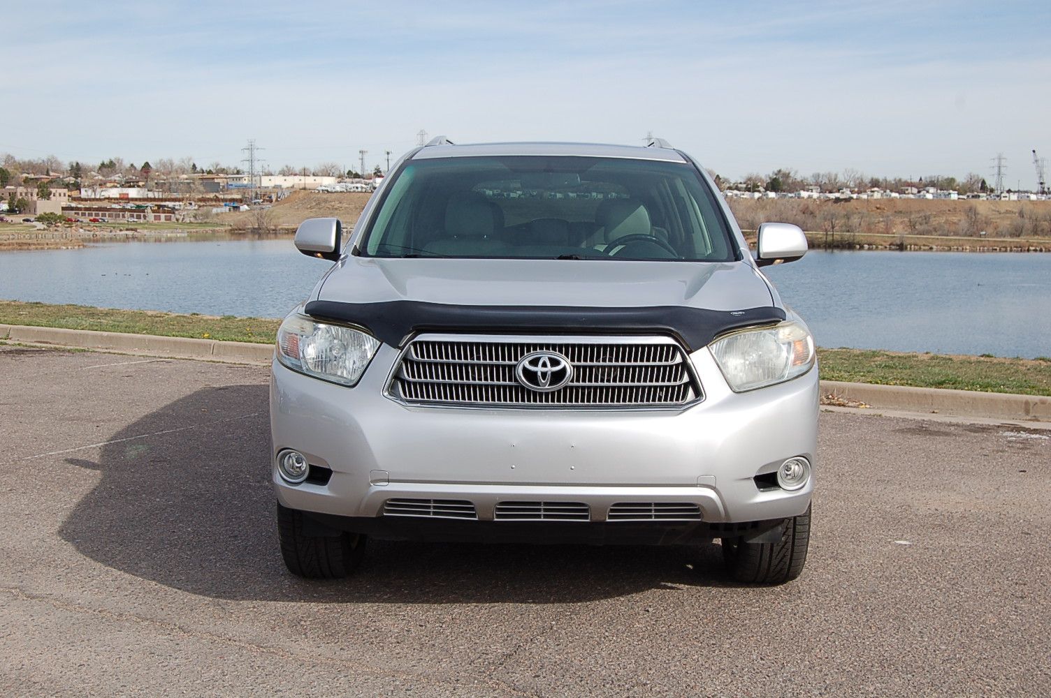 VIEW 26 HI-RES PHOTOS