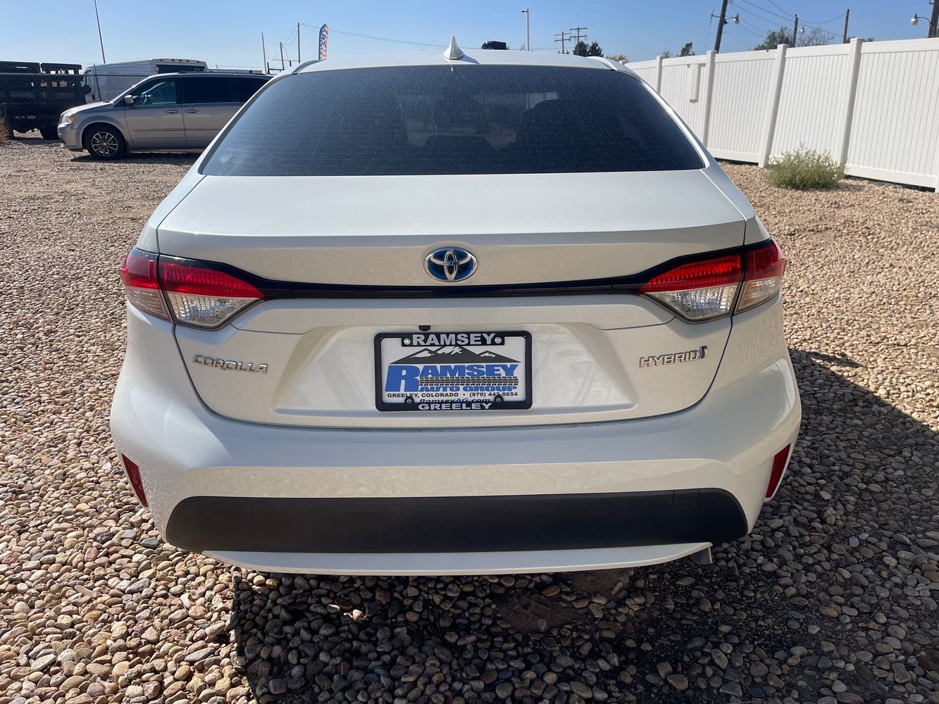 2020 Toyota Corolla Hybrid LE photo 4
