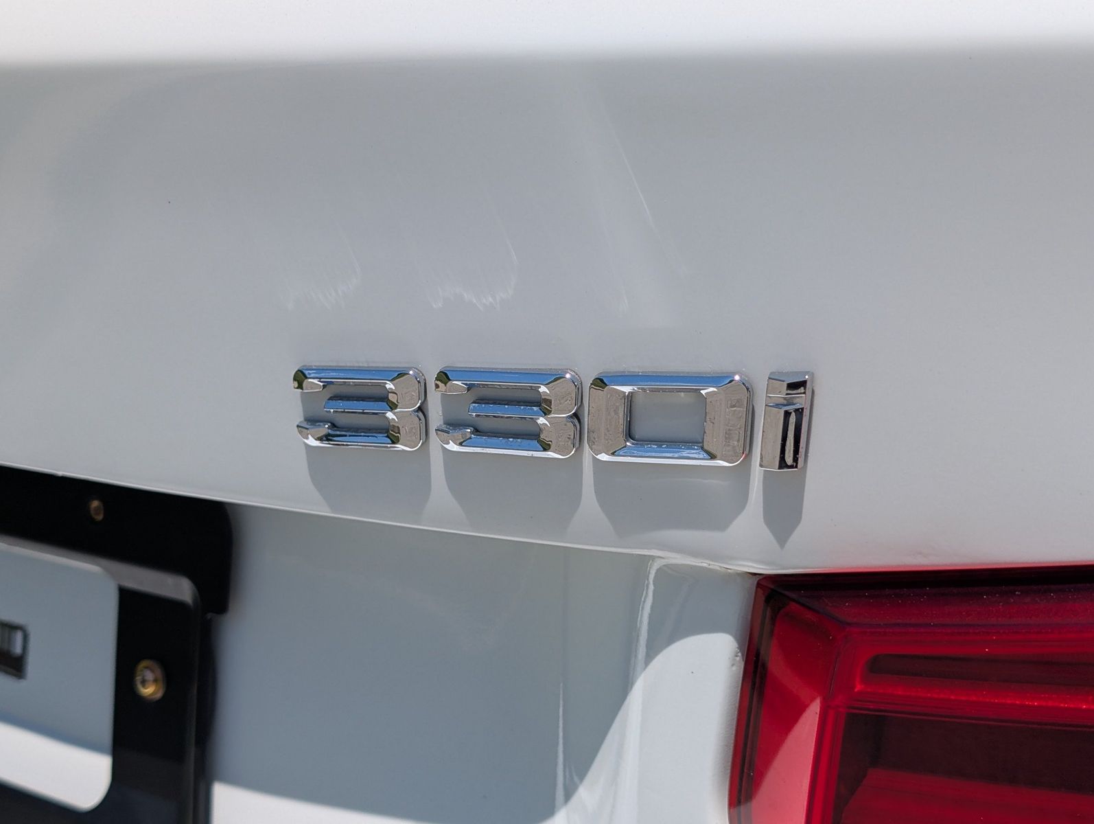 2017 BMW 330i 43