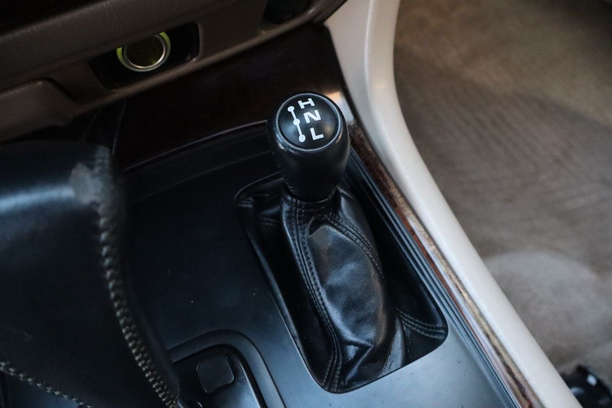 2000 Toyota Land Cruiser 