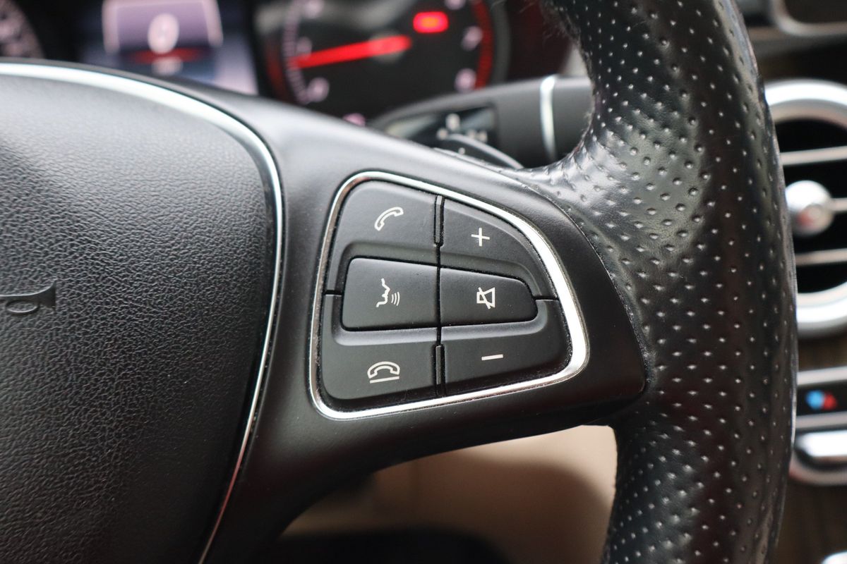 2015 Mercedes-Benz C 300 