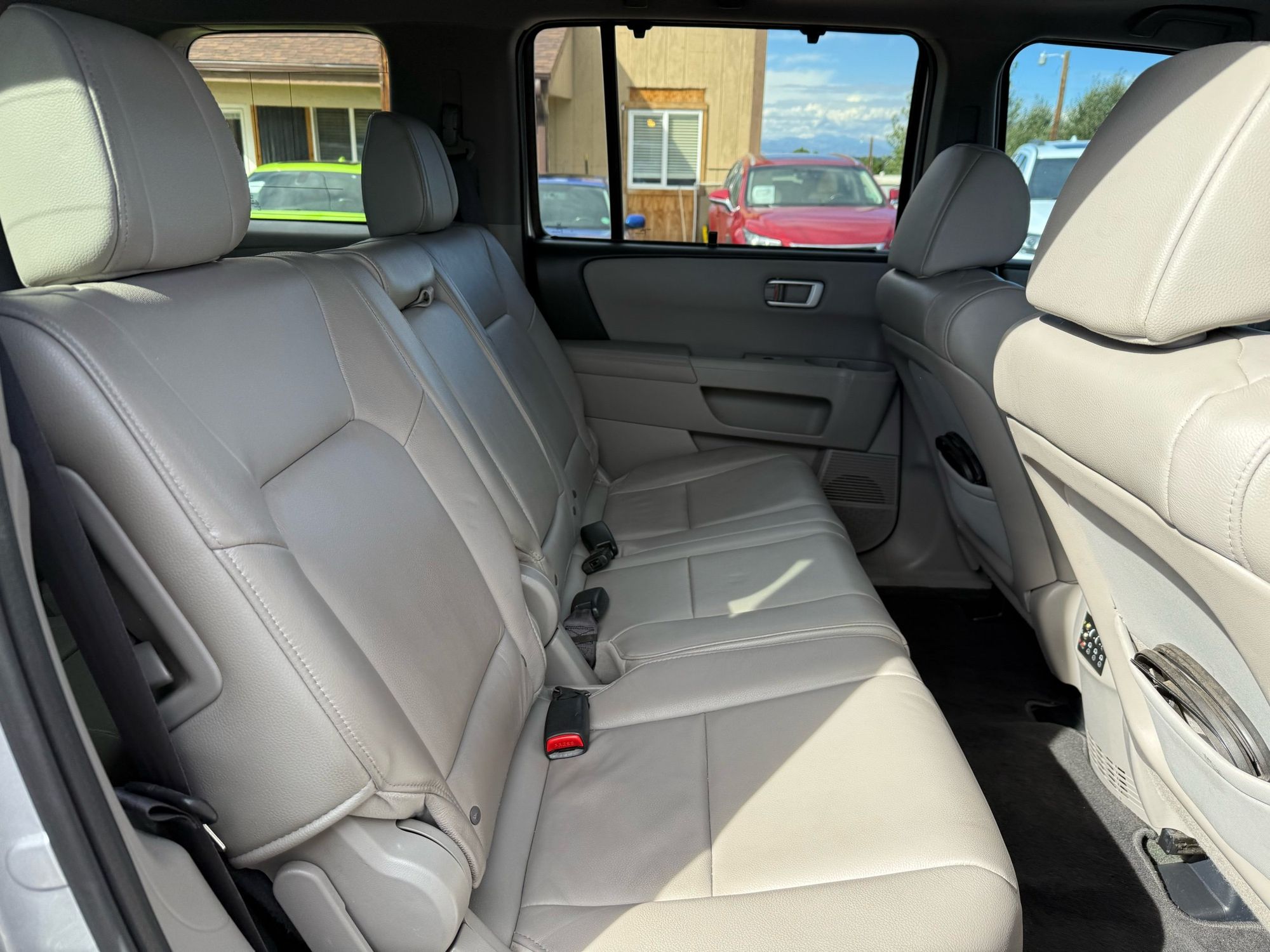 2014 Honda Pilot Touring photo 19