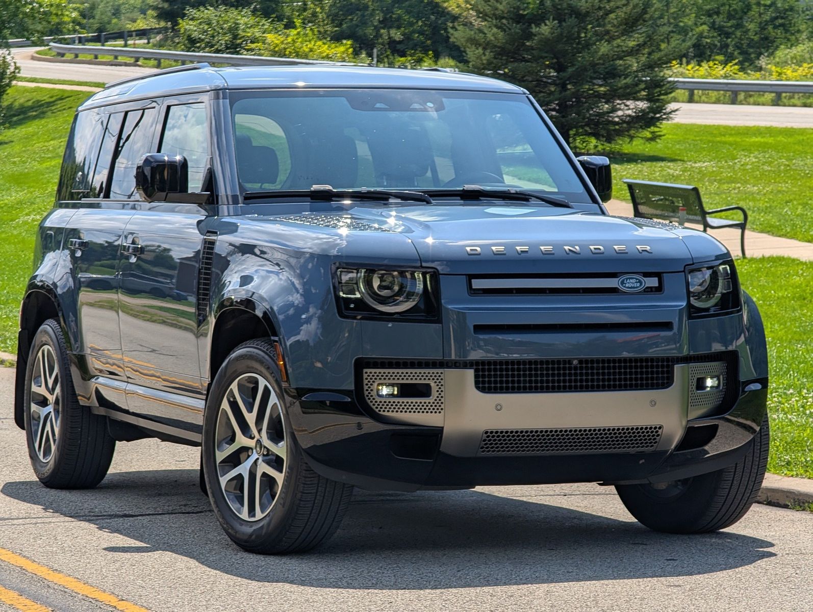2024 Land Rover Defender 92