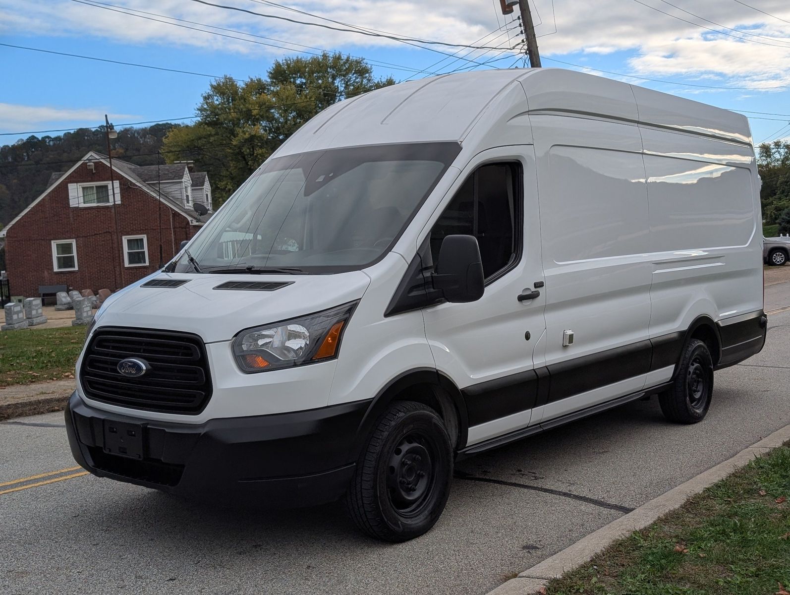 2019 Ford Transit-350 8