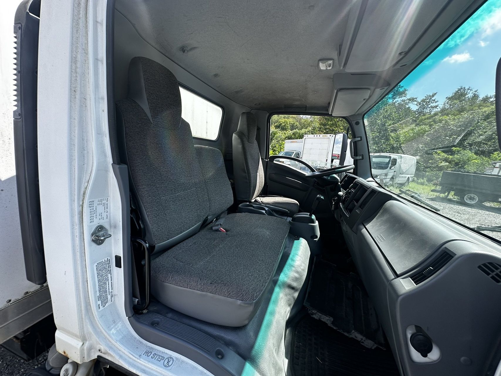 2016 Isuzu NPR 41