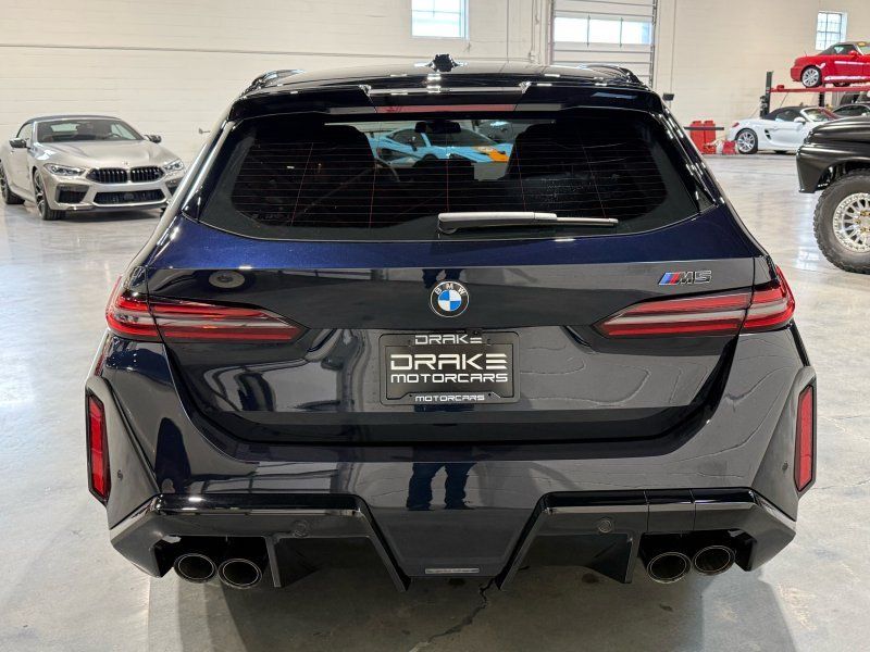 2025 BMW M5 Touring, photo 4