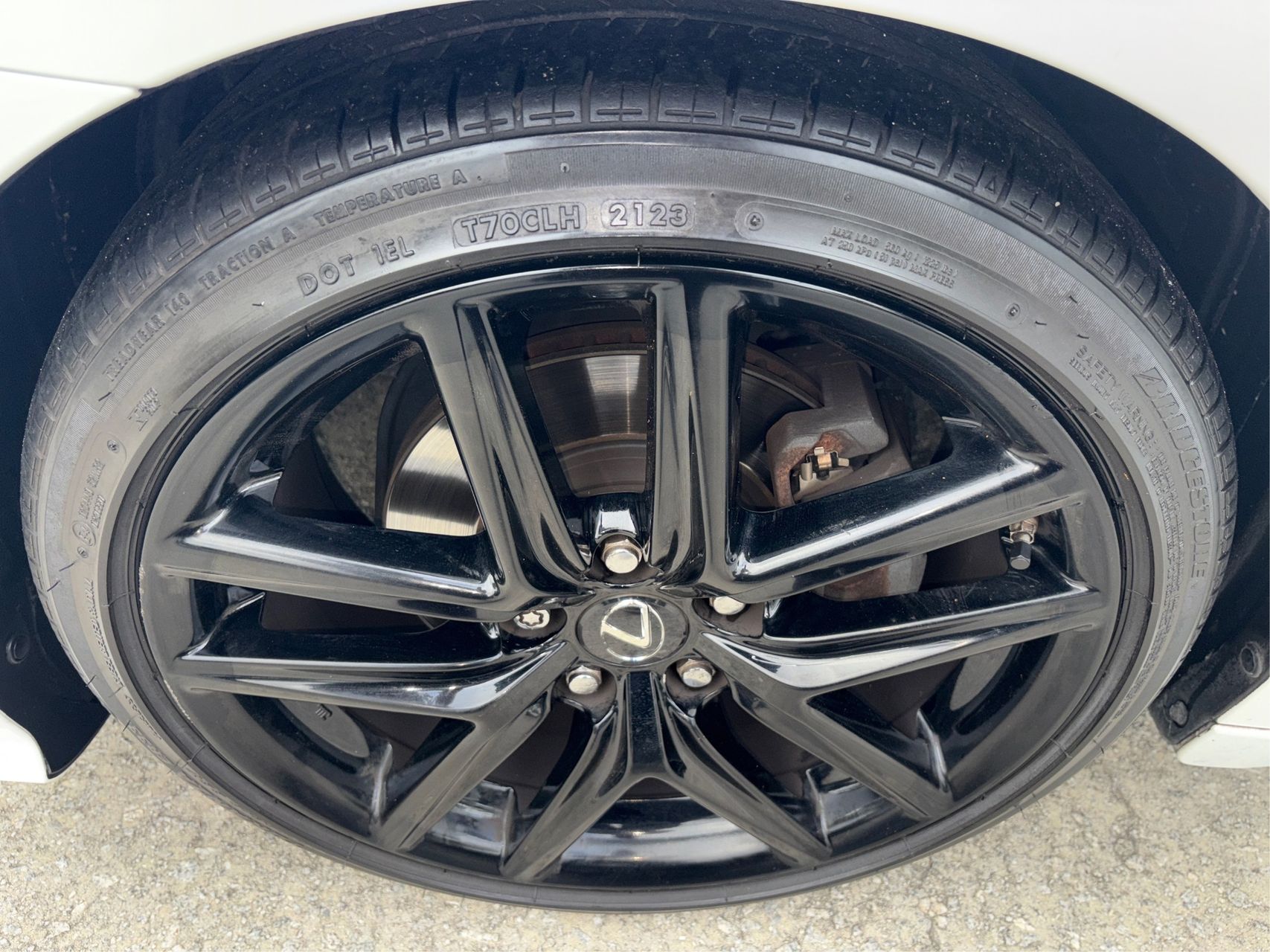 Lexus IS photo 21