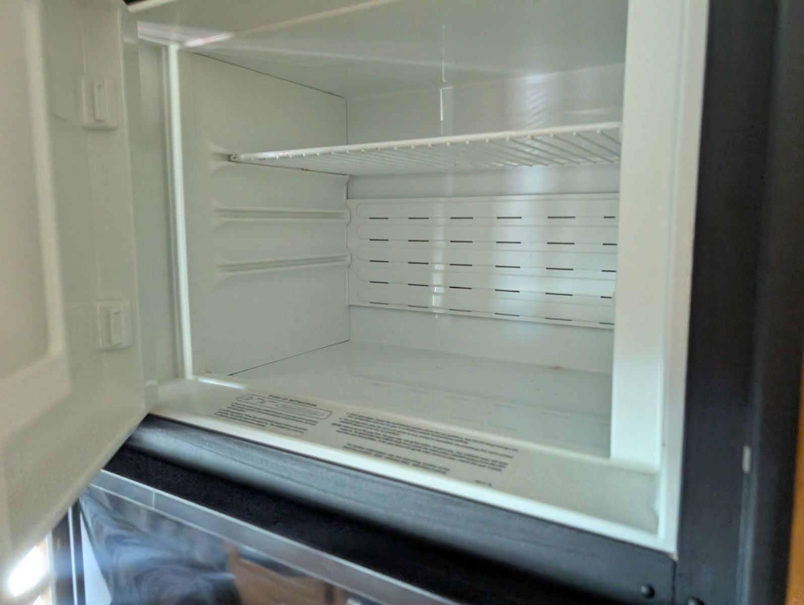 2004 Ford E-Series Chassis 106