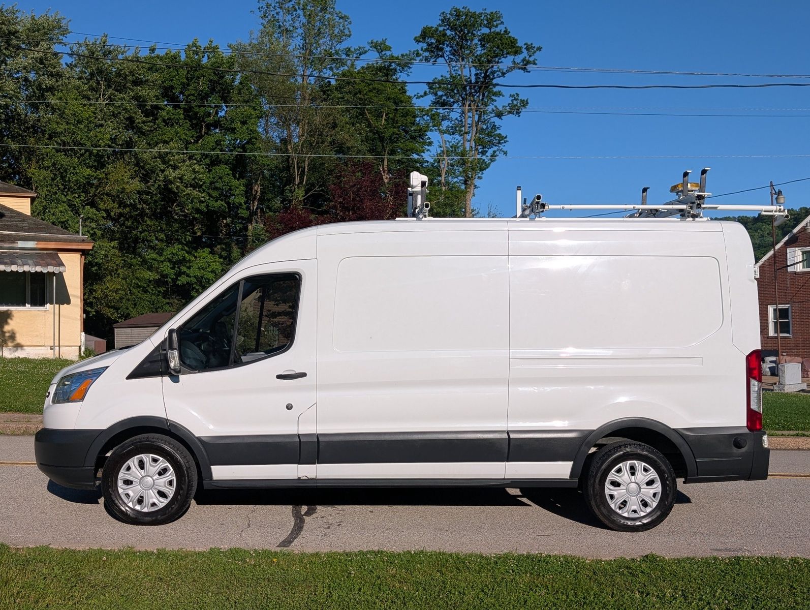 2017 Ford Transit-250 8