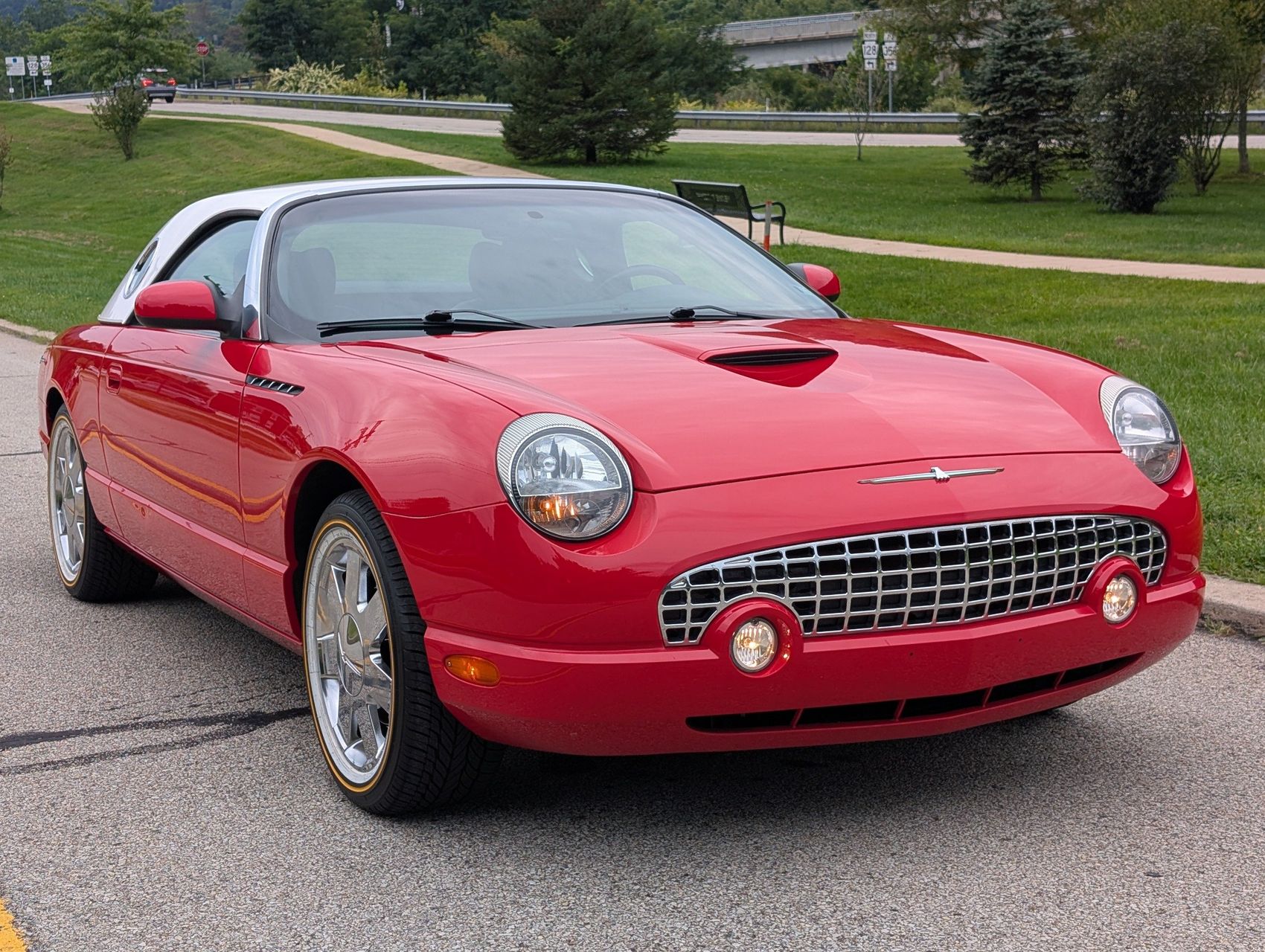 2002 Ford Thunderbird 111