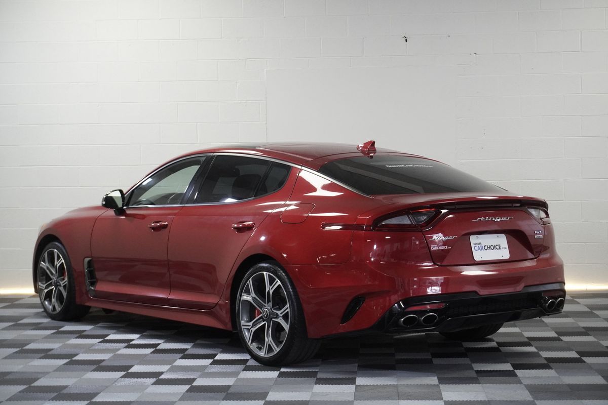 2019 Kia Stinger GT1