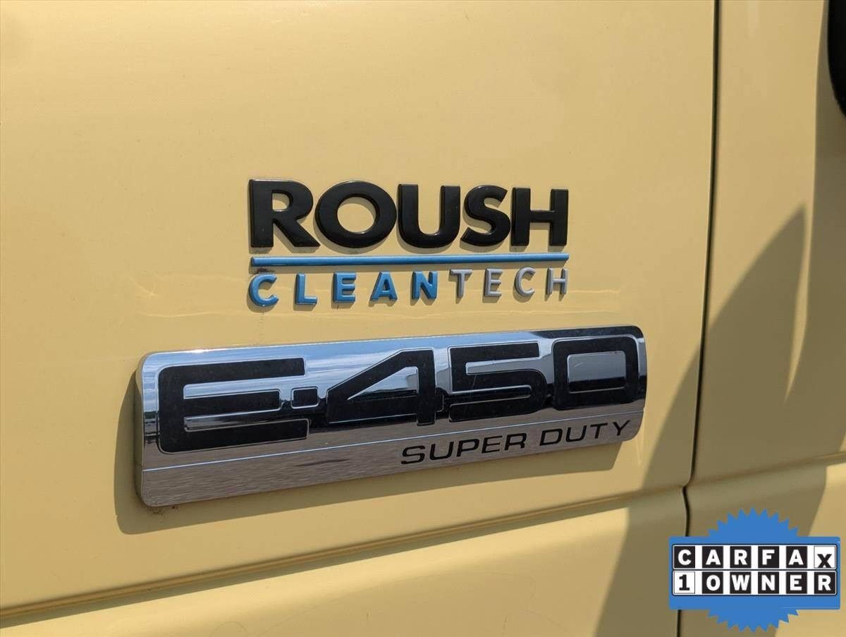 2019 Ford E-450 photo 11