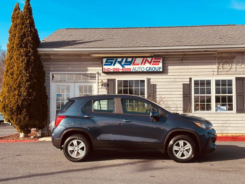 2018 Chevrolet Trax LS's photo