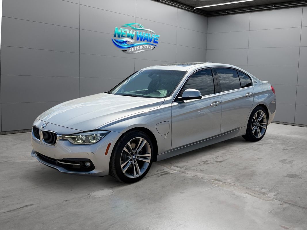 2018 BMW 330e iPerformance