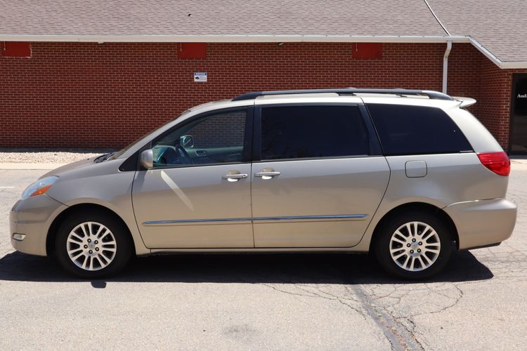 2007 Toyota Sienna XLE Limited 7-Passenger | Victory Motors of Colorado