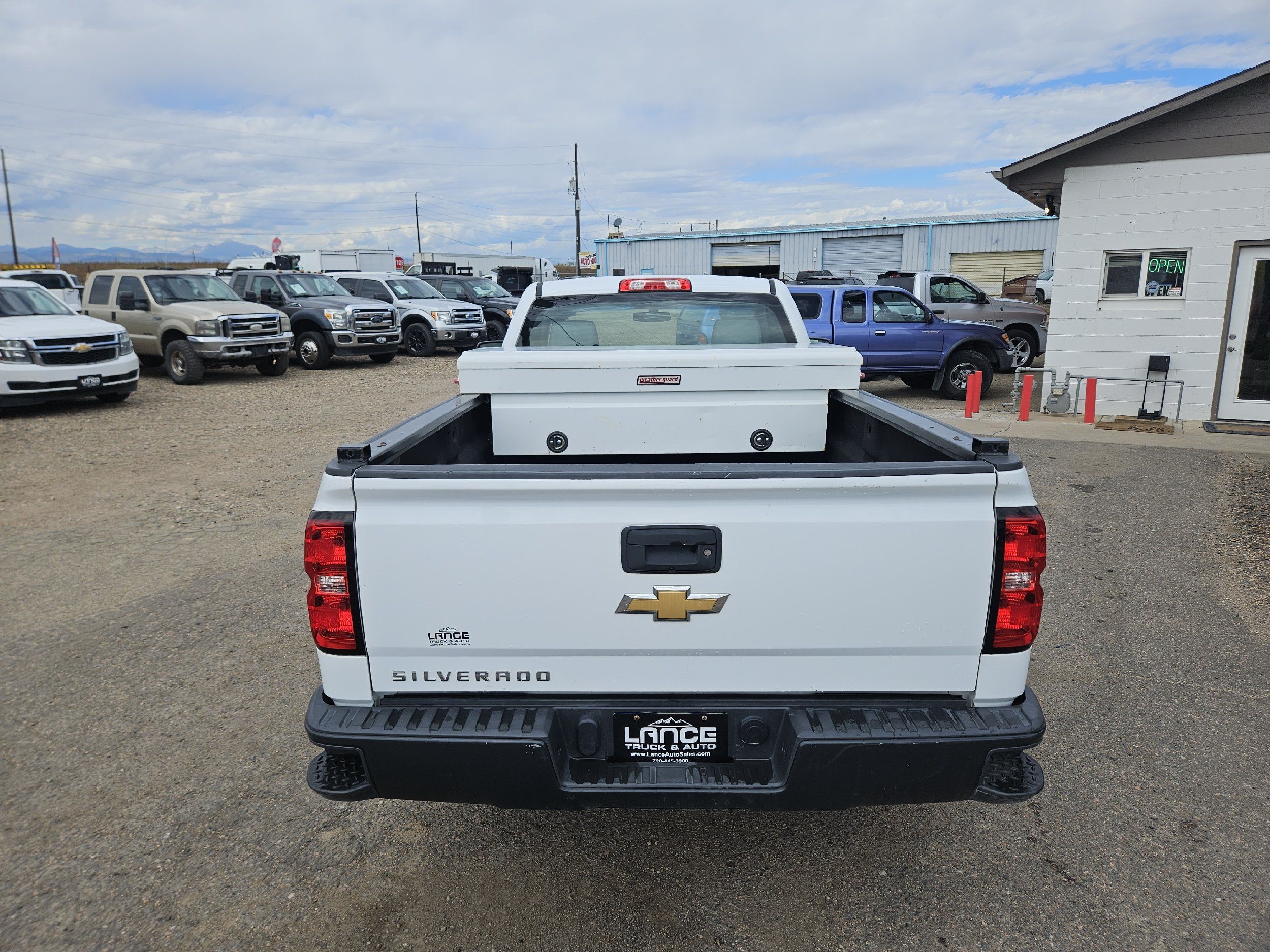 2018 Chevrolet Silverado 1500 Work Truck photo 3