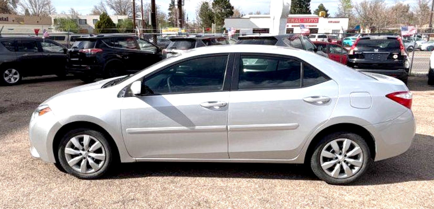 View vehicle photo 3