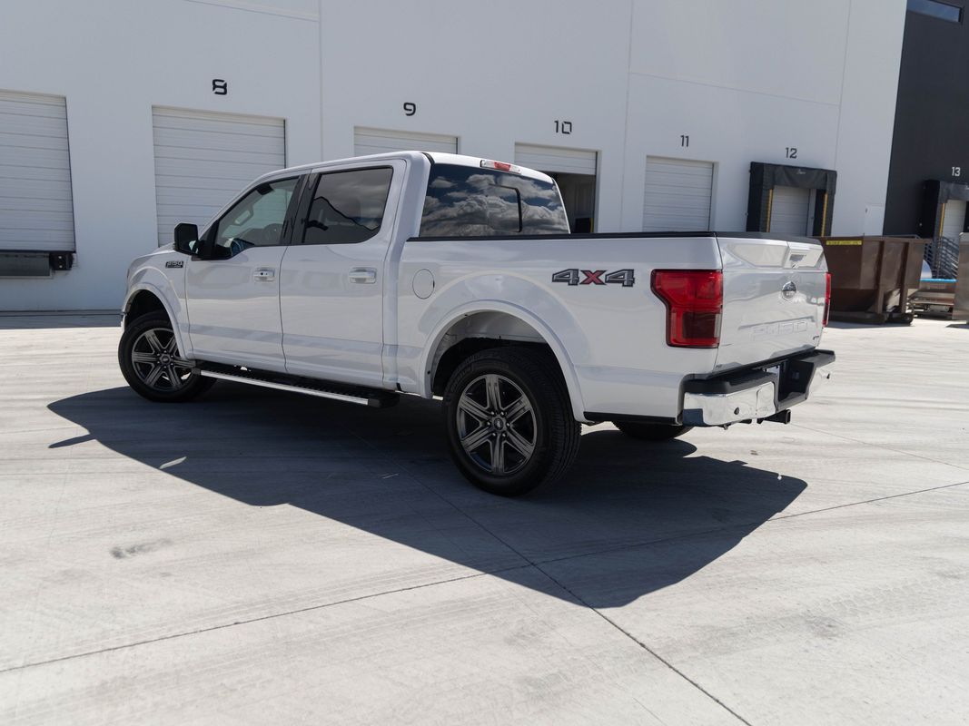 View vehicle photo 4