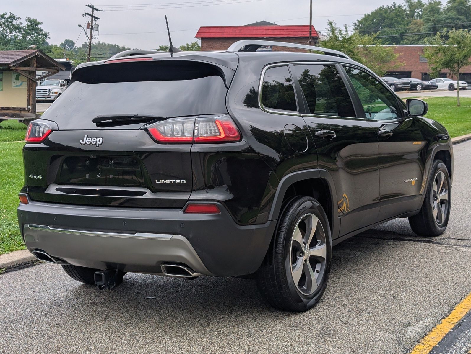 2019 Jeep Cherokee 6