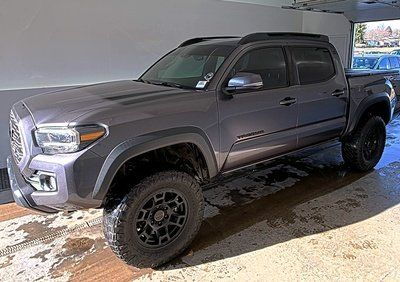 2021 Toyota Tacoma TRD Off Road's photo