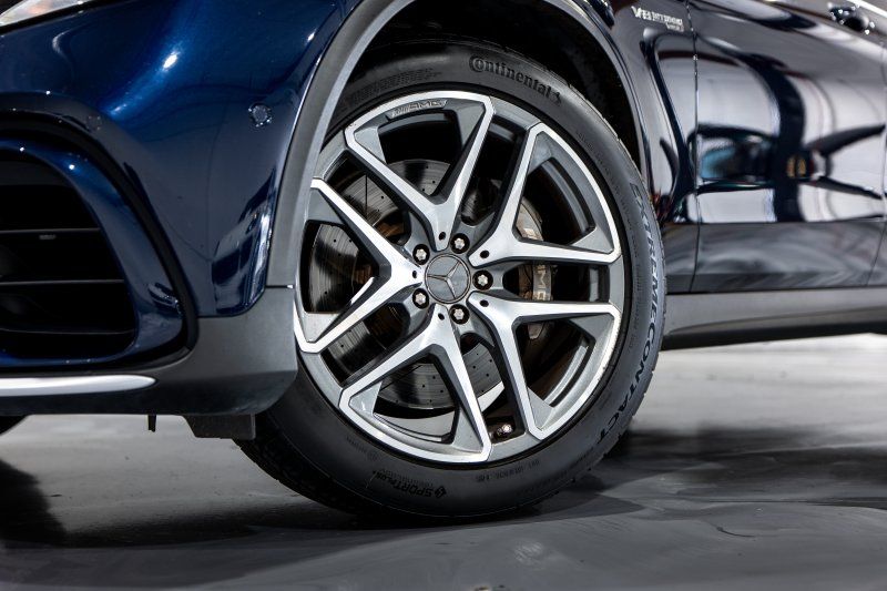 2019 Mercedes-Benz GLC AMG GLC63 - Photo 11
