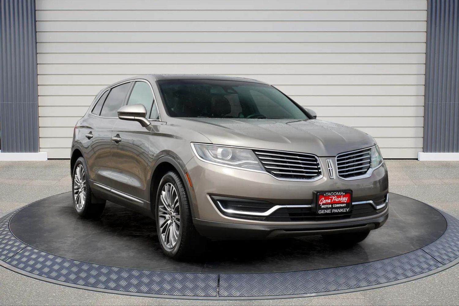 2017 Lincoln MKX Reserve AWD's photo