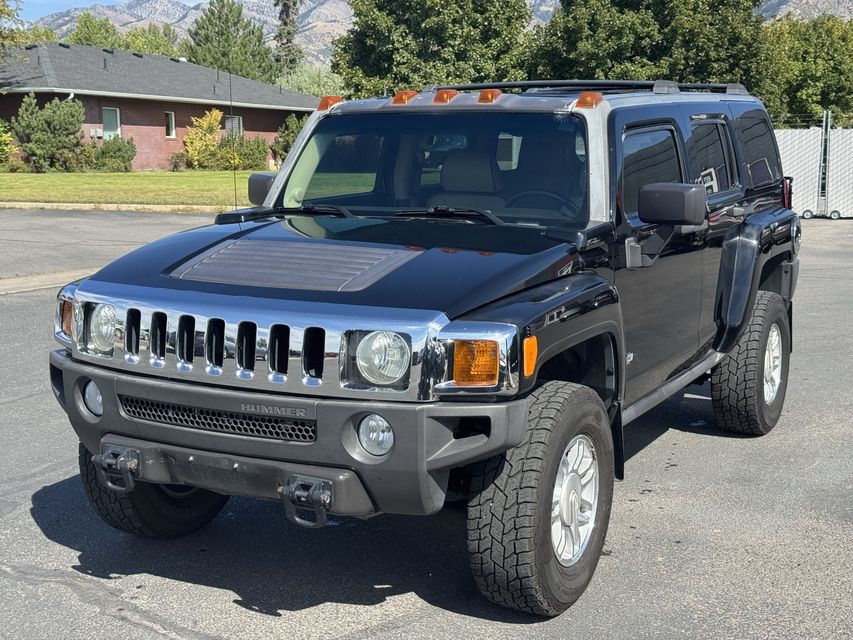 2007 HUMMER H3 SUV, photo 1 of 14