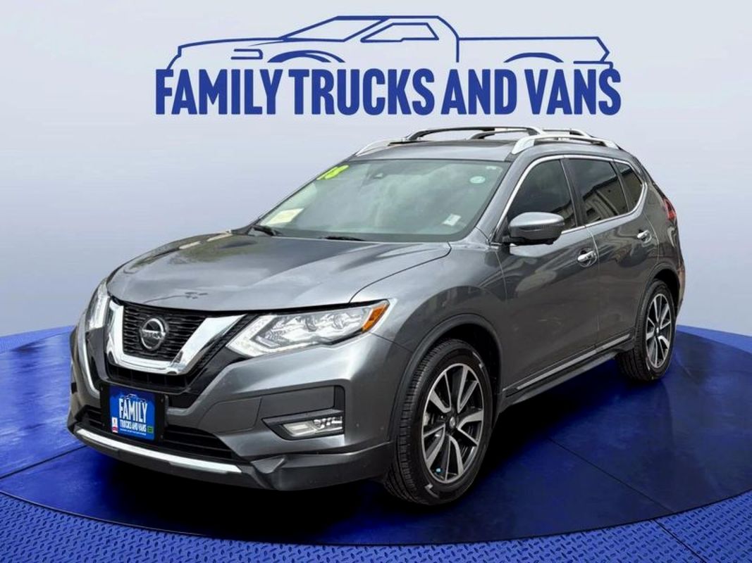 Gray 2018 Nissan Rogue SL FWD SUV / Crossover Front-Wheel Drive Continuously Variable Transmission