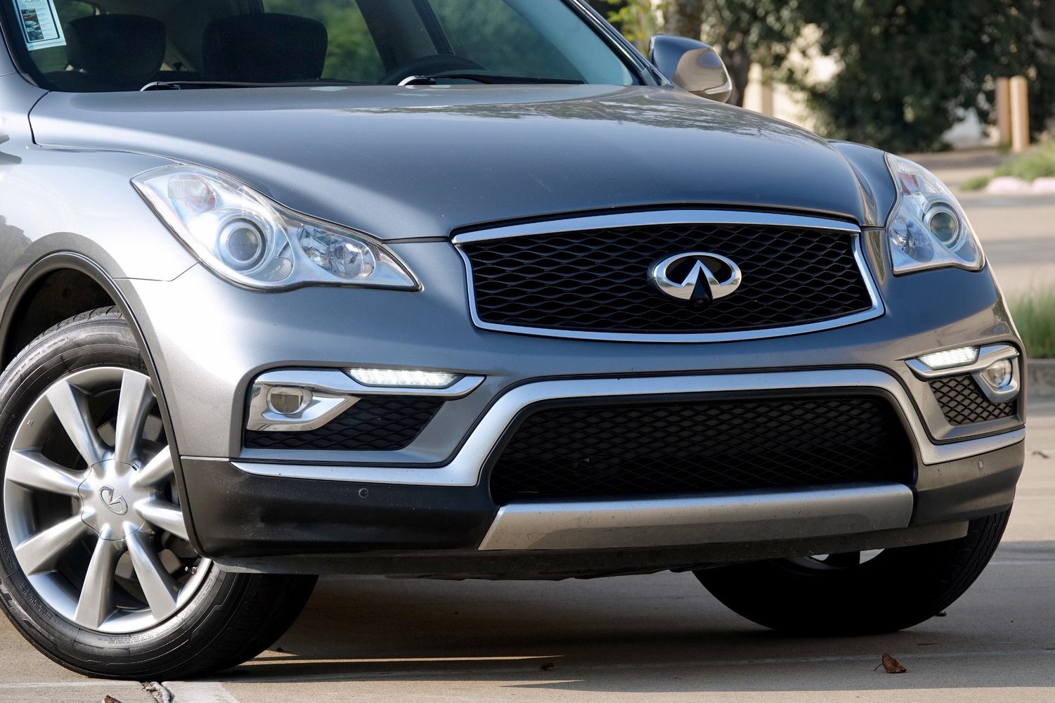 2017 Infiniti QX50 photo 16