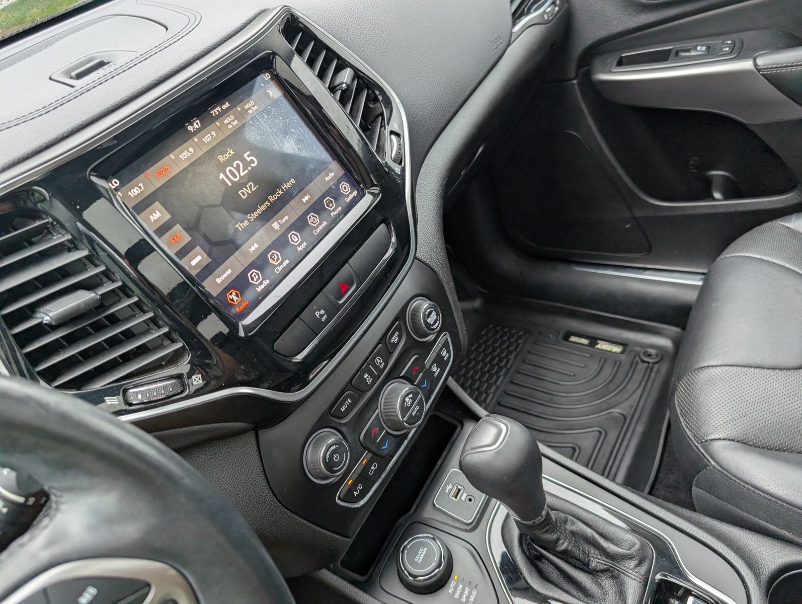 2019 Jeep Cherokee 63