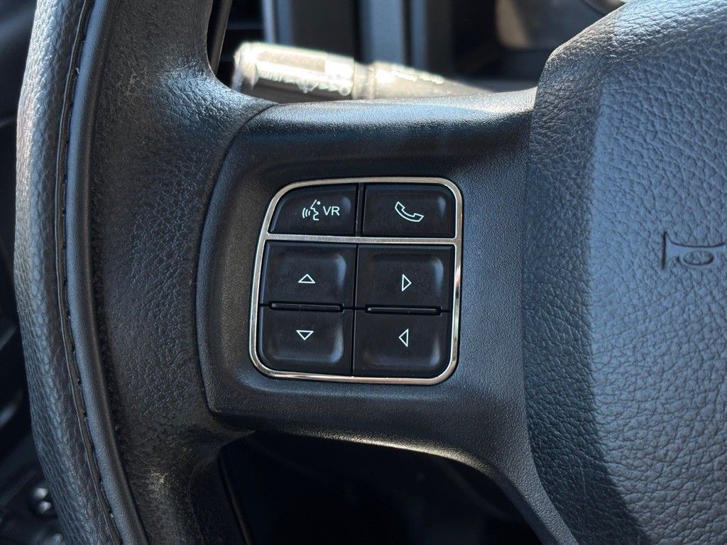 2017 Ram 2500 ST Tradesman photo 31