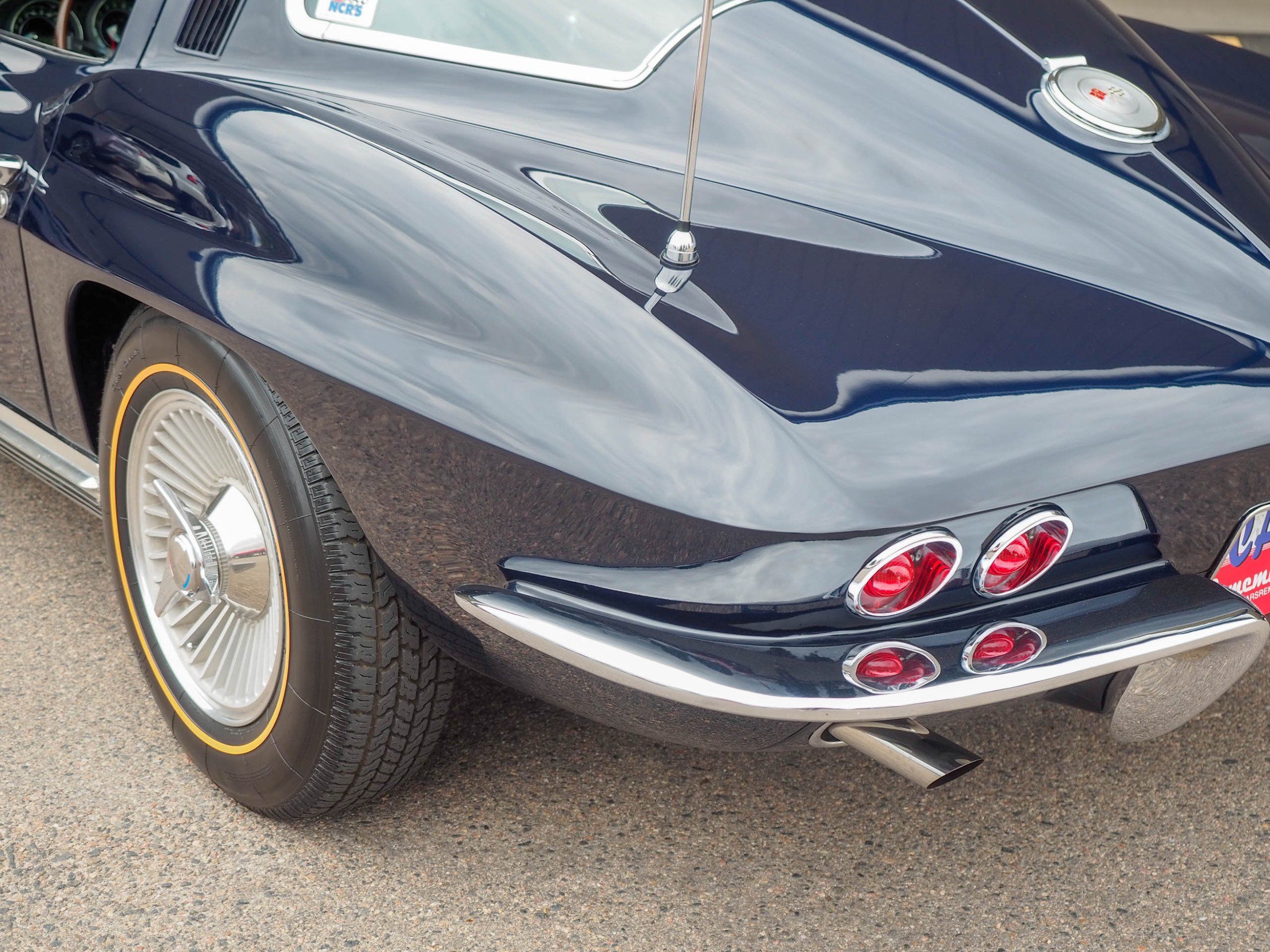 1964 Chevrolet Corvette Blue Coupe
