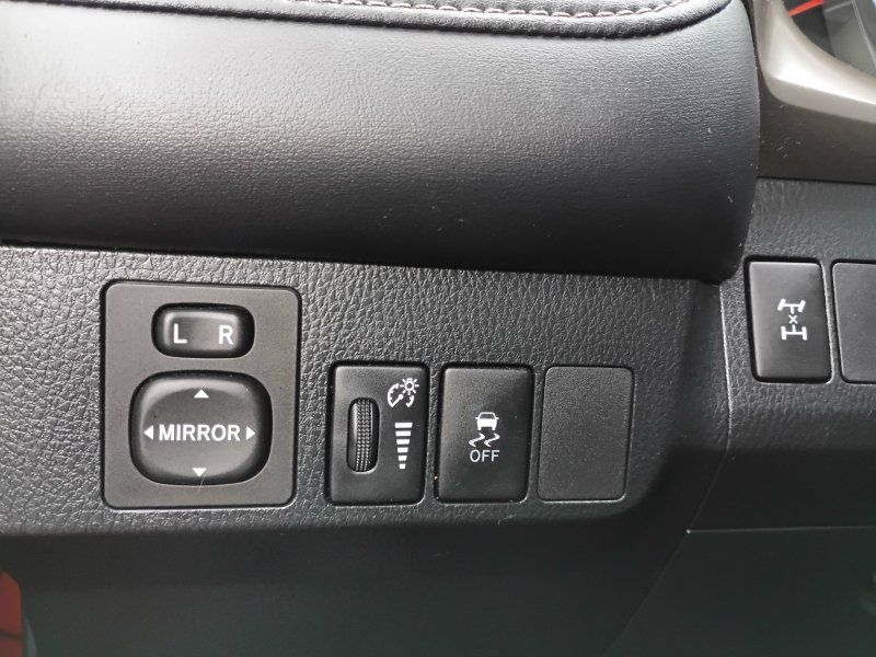 2013 Toyota RAV4 XLE photo 13