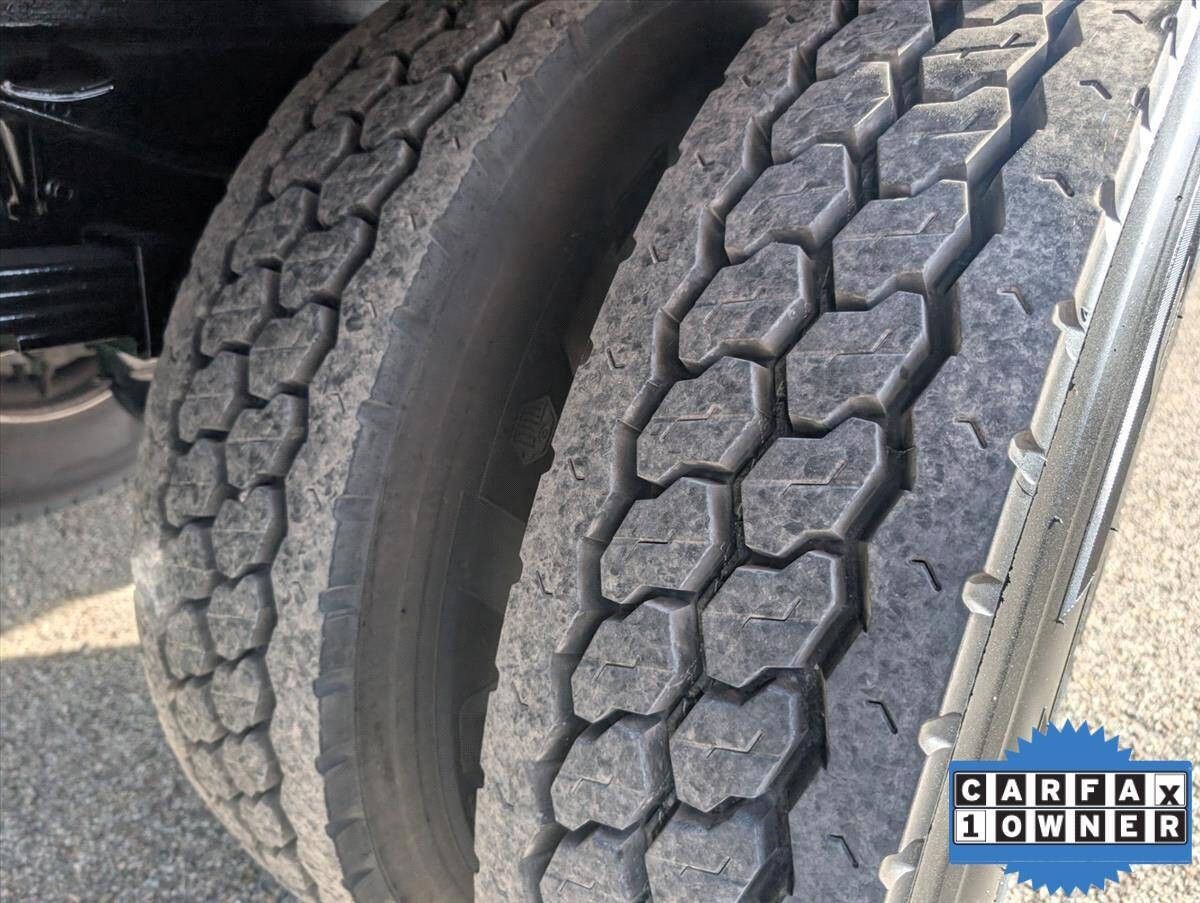 2021 Ford F-650 Super Duty 27