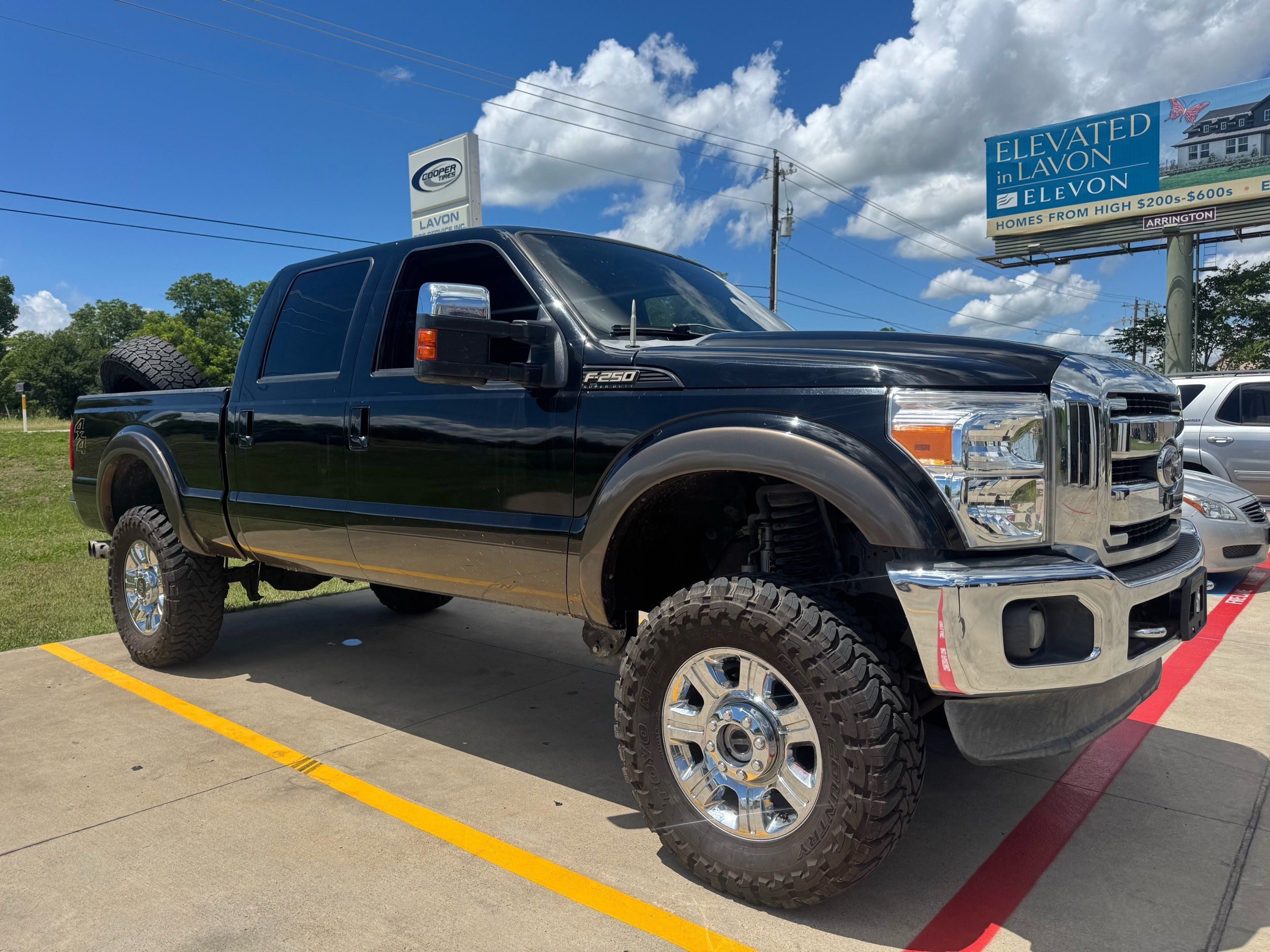 2016 Ford F-250 Lariat 4x4 Crew Cab 8' Box's photo