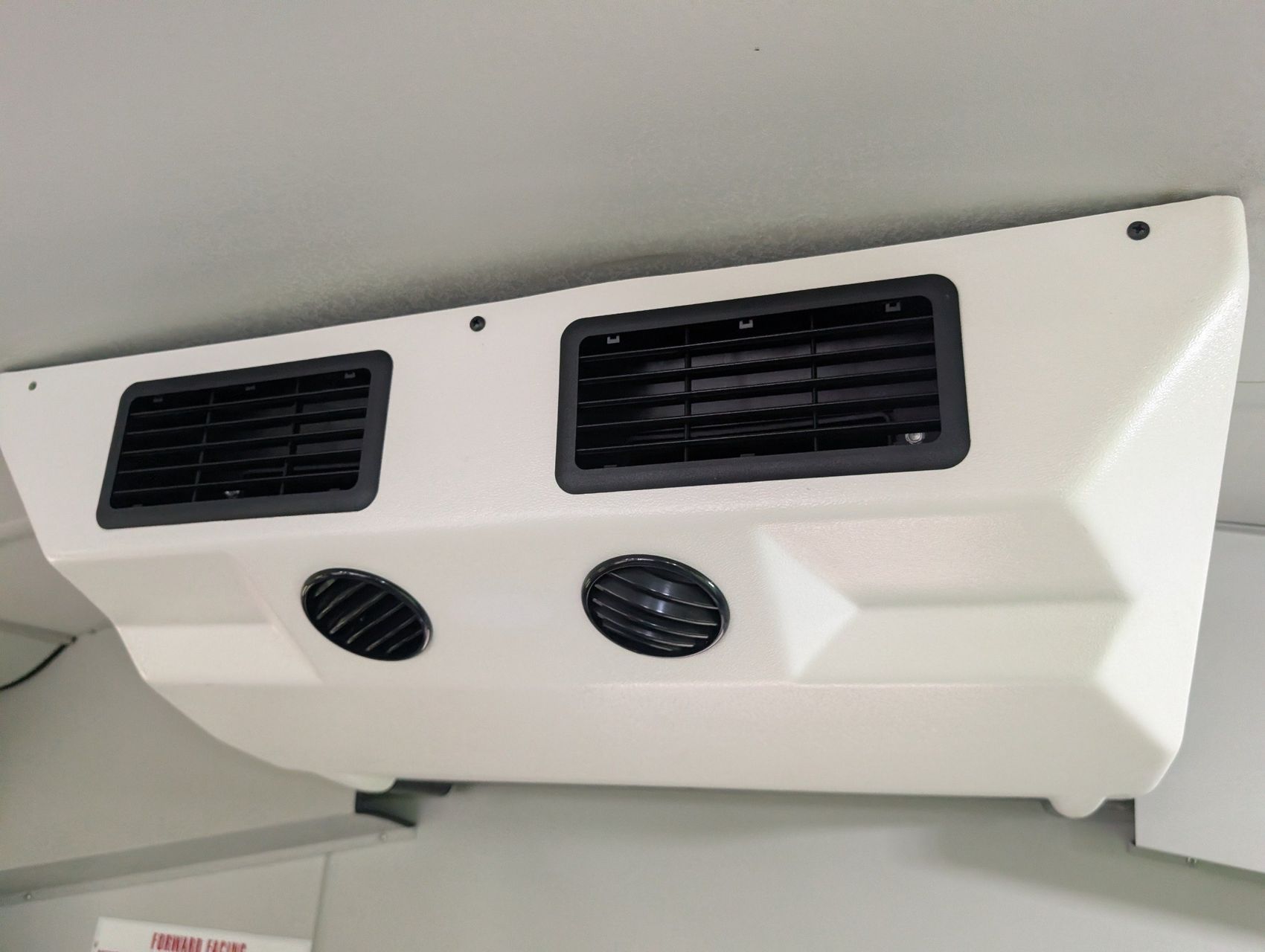 2016 Ford E-350 52