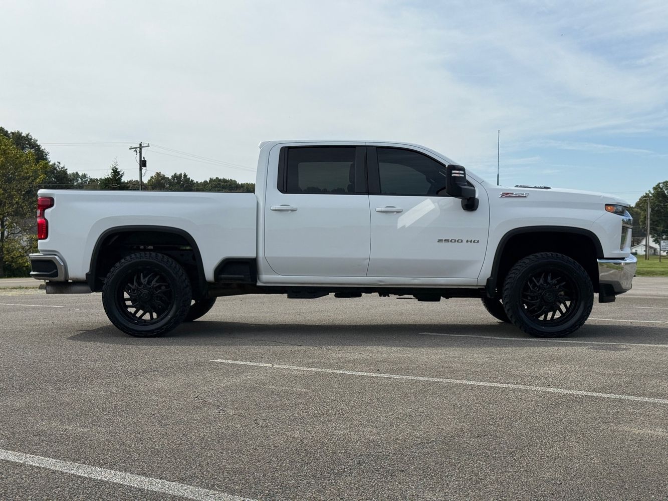 2020 Chevrolet Silverado 2500HD LT photo 4