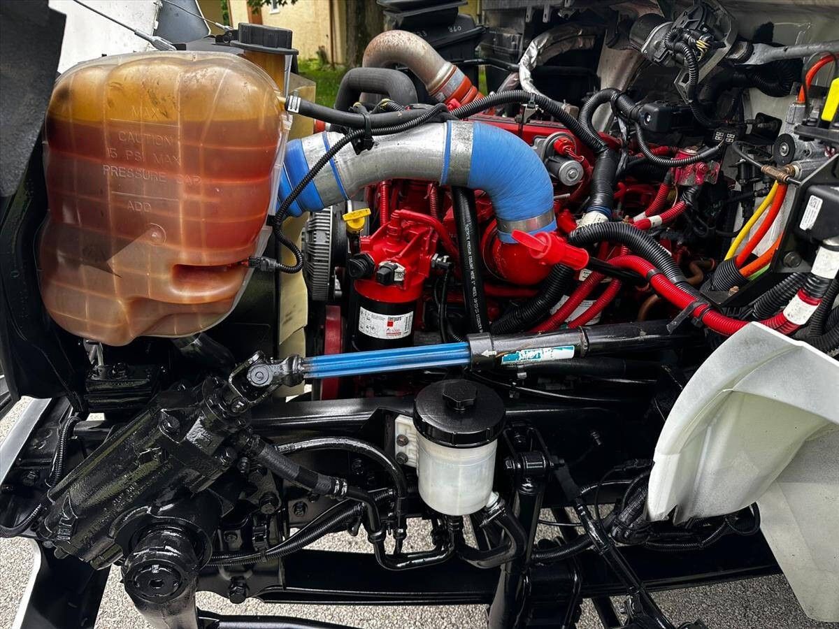 2019 International DuraStar 4300 37