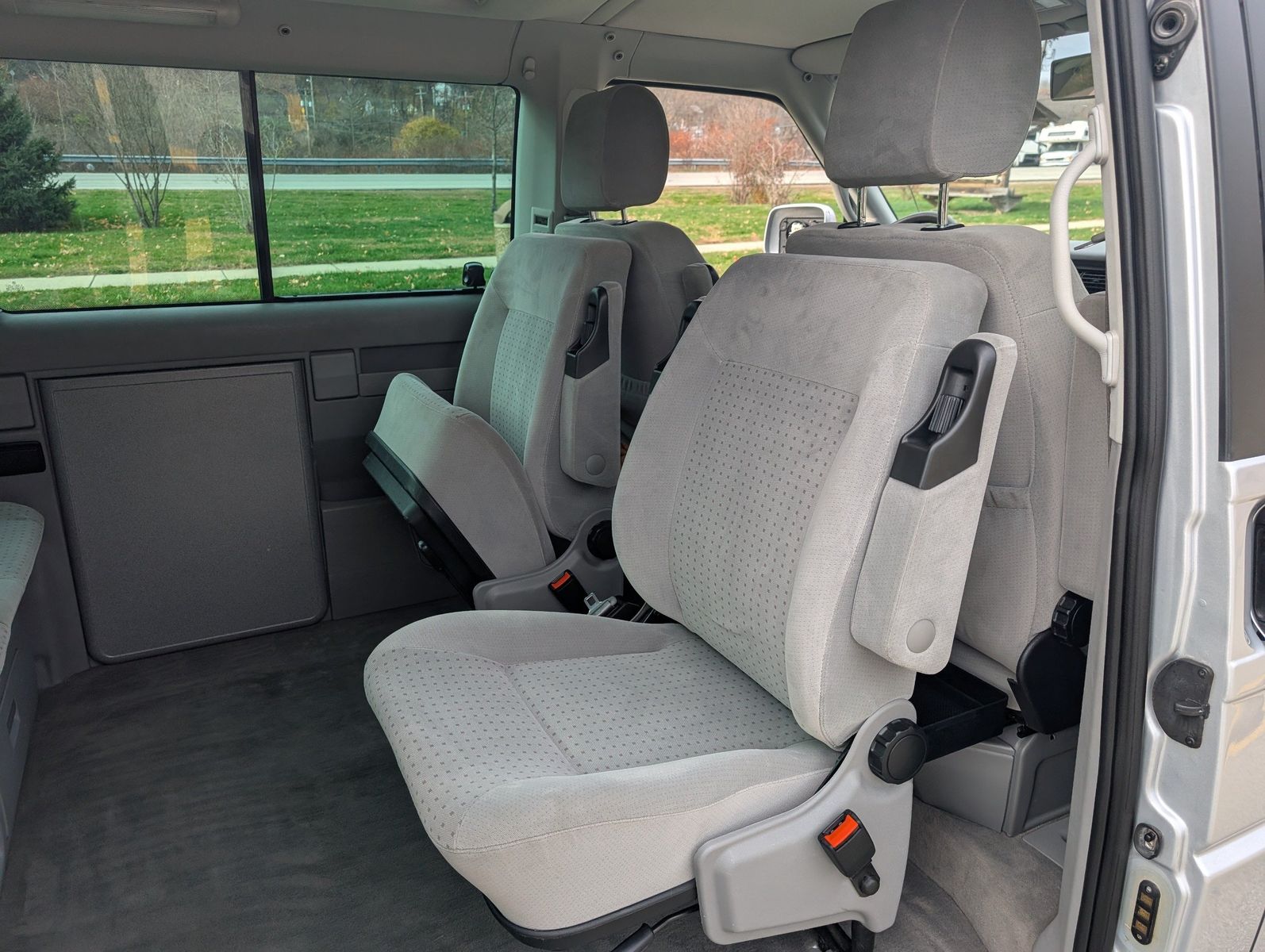 2003 Volkswagen EuroVan 156