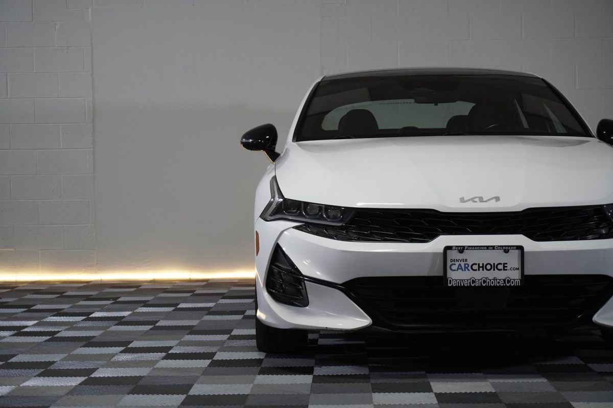 2022 Kia K5 GT-Line